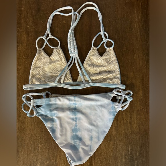 EUC P/S ACACIA BIKINI IN SHIBORI TOP/P, BOTTOM/S - Picture 2 of 6